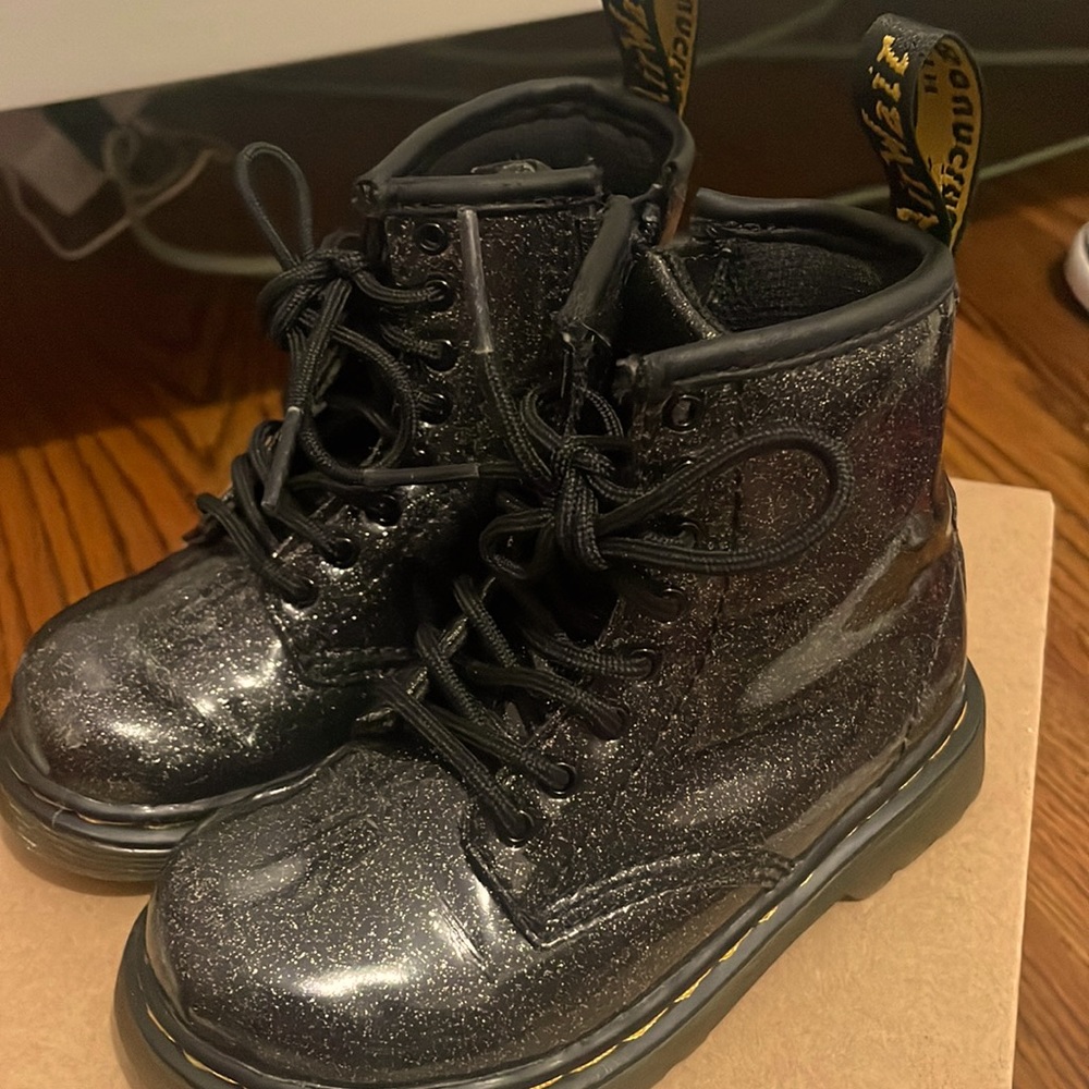 Dr. Martins black sparkle coated glitter boots kids